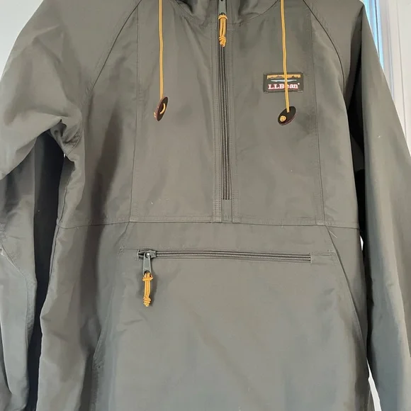 L.L.Bean Olive Green Hooded Rain Jacket - Picture 2 of 6